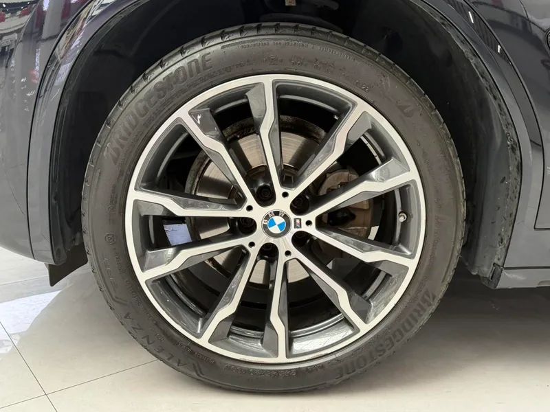 BMW X3 2022 xDrive30i Leading Type M Obsidian Night Suit exterior photo 8 BMW X3 2022 xDrive30i Leading Type M Obsidian Night Suit exterior photo 8