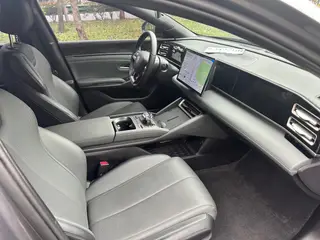 BYD Qin L 2025 Smart Driving Version DM-i 80KM Transcendent interior photo 12 BYD Qin L 2025 Smart Driving Version DM-i 80KM Transcendent interior photo 12