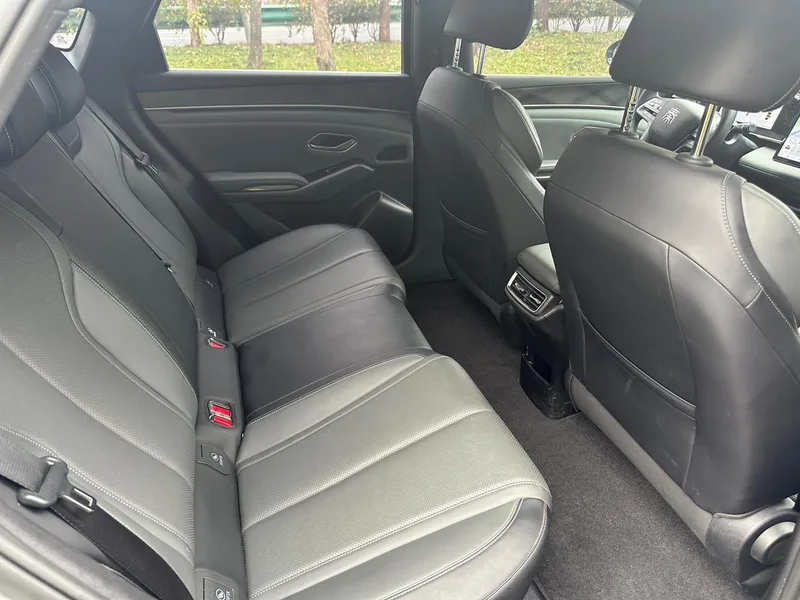 BYD Qin L 2025 Smart Driving Version DM-i 80KM Transcendent interior photo 13 BYD Qin L 2025 Smart Driving Version DM-i 80KM Transcendent interior photo 13