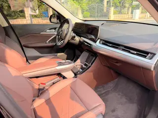 BMW X1 2025 sDrive25Li M Sports suit interior photo 7 BMW X1 2025 sDrive25Li M Sports suit interior photo 7