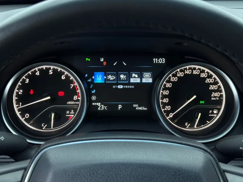 Toyota Camry 2021 2.0G Luxury Edition interior photo 10 Toyota Camry 2021 2.0G Luxury Edition interior photo 10