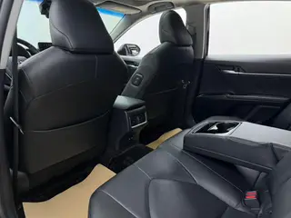 Toyota Camry 2021 2.0G Luxury Edition interior photo 12 Toyota Camry 2021 2.0G Luxury Edition interior photo 12