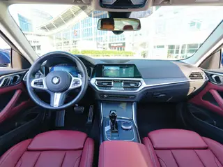 BMW 4 Series 2022 425i Fashionable M Sports Night Suit interior photo 9 BMW 4 Series 2022 425i Fashionable M Sports Night Suit interior photo 9