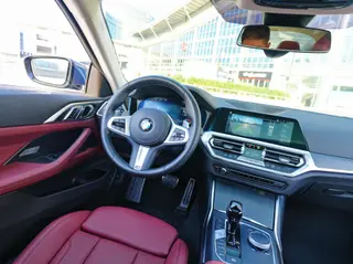 BMW 4 Series 2022 425i Fashionable M Sports Night Suit interior photo 10 BMW 4 Series 2022 425i Fashionable M Sports Night Suit interior photo 10