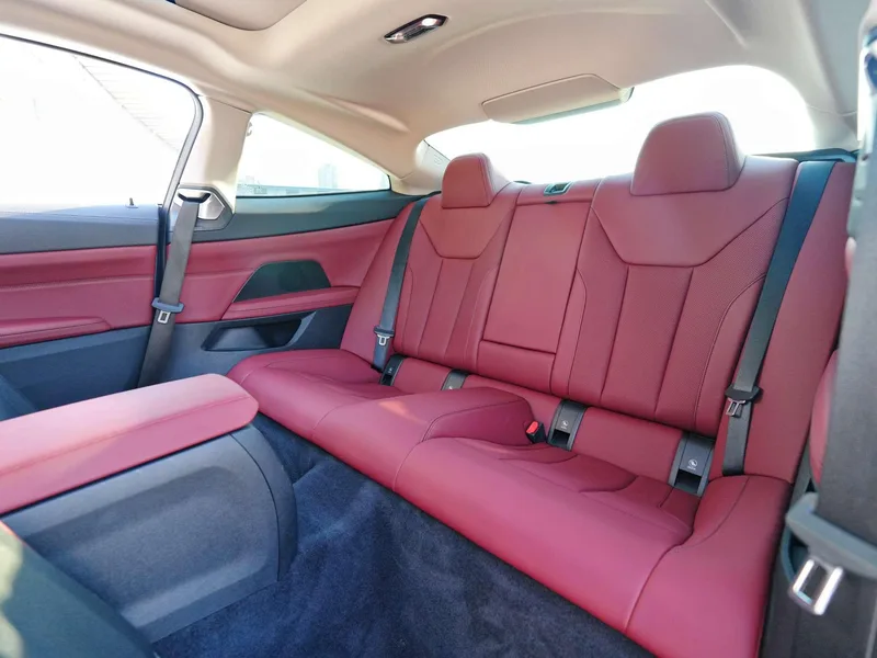 BMW 4 Series 2022 425i Fashionable M Sports Night Suit interior photo 12 BMW 4 Series 2022 425i Fashionable M Sports Night Suit interior photo 12