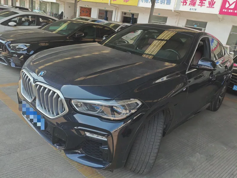 BMW X6 2021 xDrive40i Type de luxe M Ensemble de sport extérieur photo 1 BMW X6 2021 xDrive40i Type de luxe M Ensemble de sport extérieur photo 1