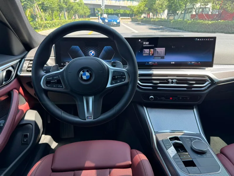 BMW 4 Series 2023 425i Gran Coupe M Sports Night Suit interior photo 11 BMW 4 Series 2023 425i Gran Coupe M Sports Night Suit interior photo 11