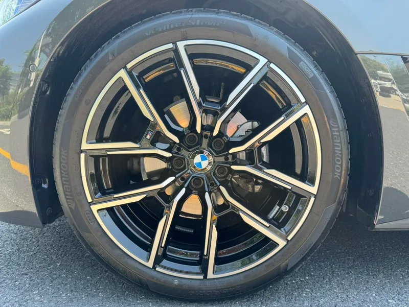 BMW 4 Series 2023 425i Gran Coupe M Sports Night Suit interior photo 13 BMW 4 Series 2023 425i Gran Coupe M Sports Night Suit interior photo 13