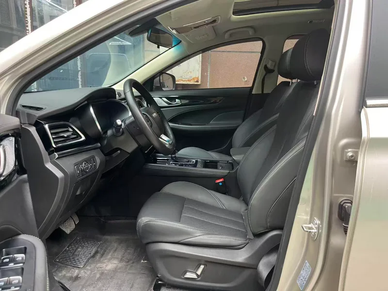Jetour X90 2019 1.6T DCT Type de plaisir intelligent 5 Siège Pays V intérieur photo 8 Jetour X90 2019 1.6T DCT Type de plaisir intelligent 5 Siège Pays V intérieur photo 8