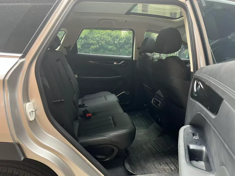 Jetour X90 2019 1.6T DCT Type de plaisir intelligent 5 Siège Pays V intérieur photo 11 Jetour X90 2019 1.6T DCT Type de plaisir intelligent 5 Siège Pays V intérieur photo 11