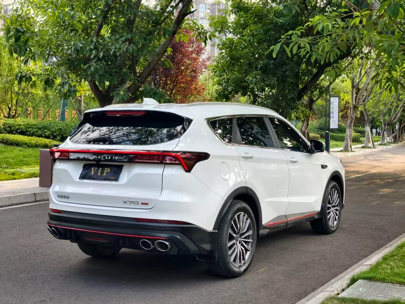Jetour X70 PRO 2023 1.6TD DCT Enjoy with pleasure PRO 7 seat exterior photo 7 Jetour X70 PRO 2023 1.6TD DCT Enjoy with pleasure PRO 7 seat exterior photo 7