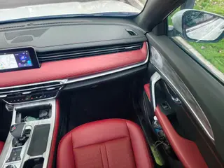 Jetour X70 PRO 2023 1.6TD DCT Enjoy with pleasure PRO 7 seat interior photo 16 Jetour X70 PRO 2023 1.6TD DCT Enjoy with pleasure PRO 7 seat interior photo 16