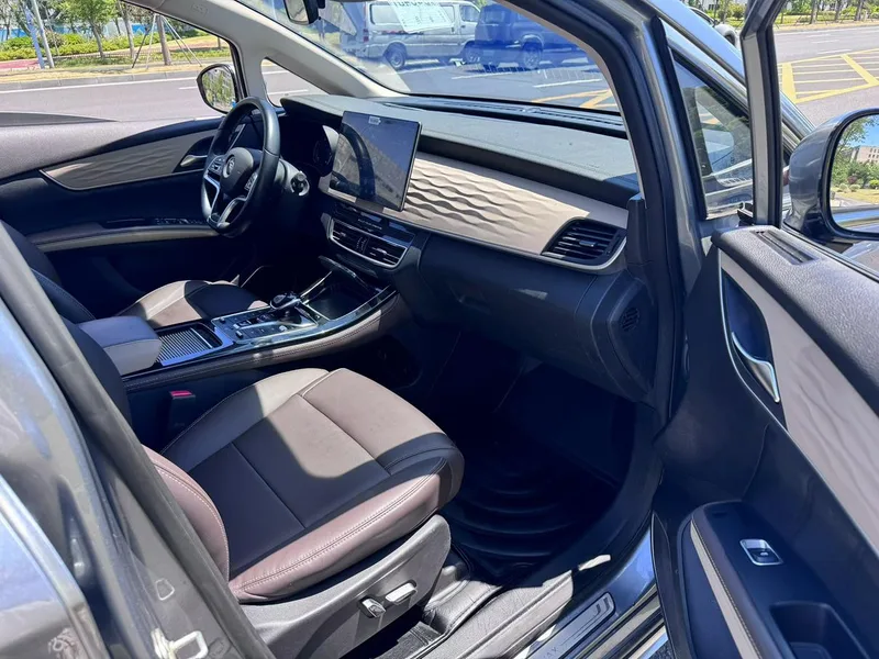 BYD Song MAX DM 2022 DM-i 105KM Flagship interior photo 6 BYD Song MAX DM 2022 DM-i 105KM Flagship interior photo 6