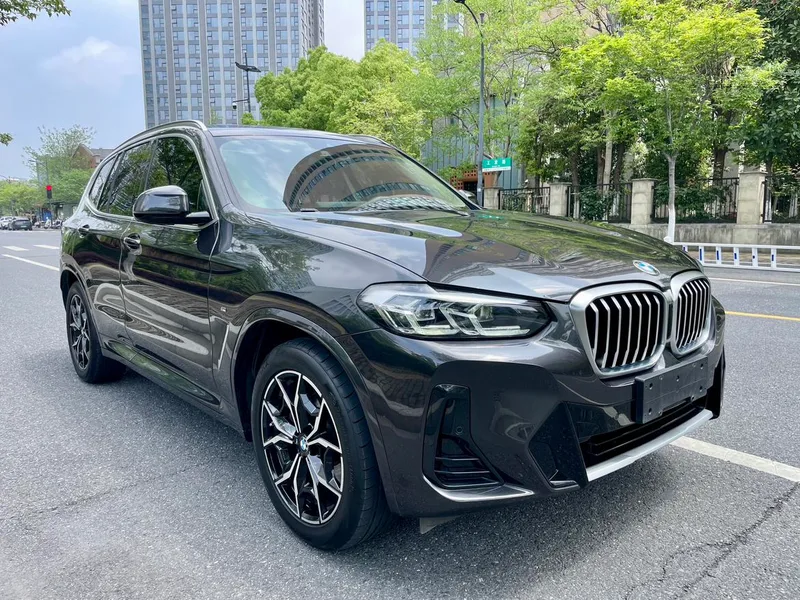 BMW X3 2022 xDrive25i M Sports suit exterior photo 3 BMW X3 2022 xDrive25i M Sports suit exterior photo 3