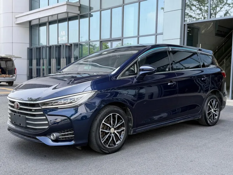 BYD Song MAX 2017 1.5T Auto Zhilian Luxury Model 7 seat exterior photo 1 BYD Song MAX 2017 1.5T Auto Zhilian Luxury Model 7 seat exterior photo 1