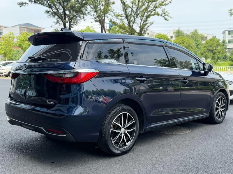 BYD Song MAX 2017 1.5T Auto Zhilian Luxury Model 7 seat exterior photo 4 BYD Song MAX 2017 1.5T Auto Zhilian Luxury Model 7 seat exterior photo 4