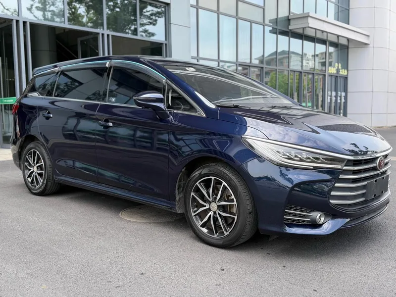 BYD Song MAX 2017 1.5T Auto Zhilian Luxury Model 7 seat exterior photo 6 BYD Song MAX 2017 1.5T Auto Zhilian Luxury Model 7 seat exterior photo 6
