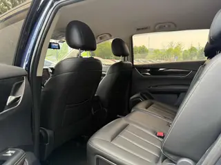 BYD Song MAX 2017 1.5T Auto Zhilian Luxury Model 7 seat interior photo 10 BYD Song MAX 2017 1.5T Auto Zhilian Luxury Model 7 seat interior photo 10