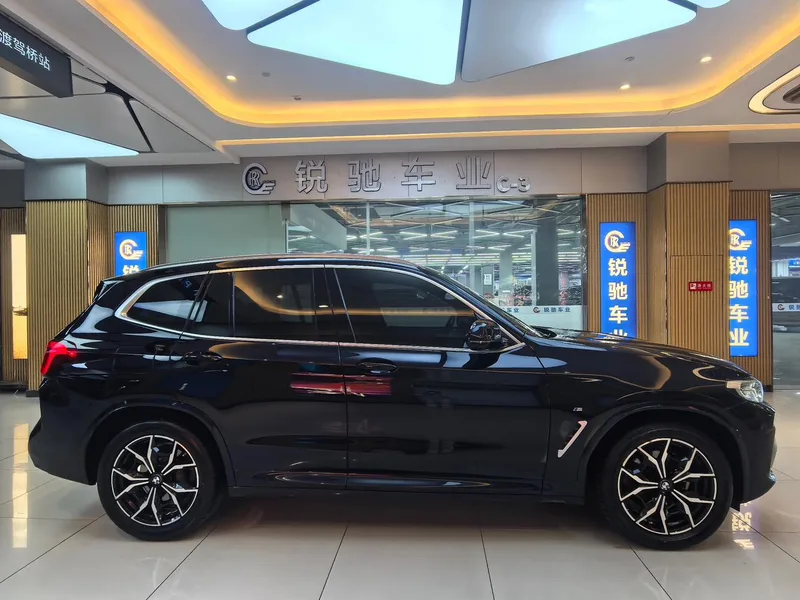 BMW X3 2022 Restyling xDrive25i M Sports suit exterior photo 4 BMW X3 2022 Restyling xDrive25i M Sports suit exterior photo 4