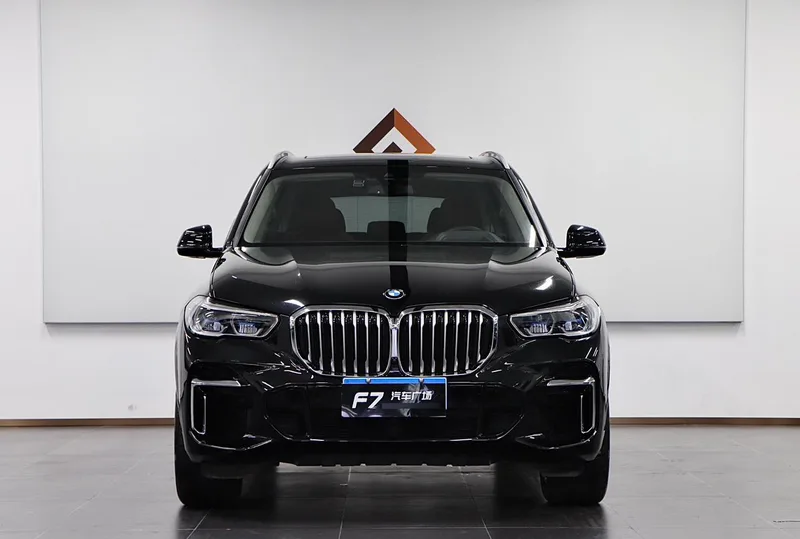 BMW X5 2022 xDrive 30Li Premium Class M Sports suit exterior photo 2 BMW X5 2022 xDrive 30Li Premium Class M Sports suit exterior photo 2