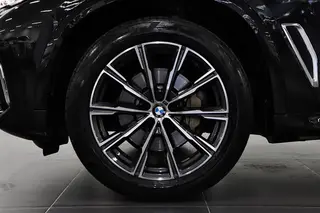BMW X5 2022 xDrive 30Li Premium Class M Sports suit exterior photo 8 BMW X5 2022 xDrive 30Li Premium Class M Sports suit exterior photo 8