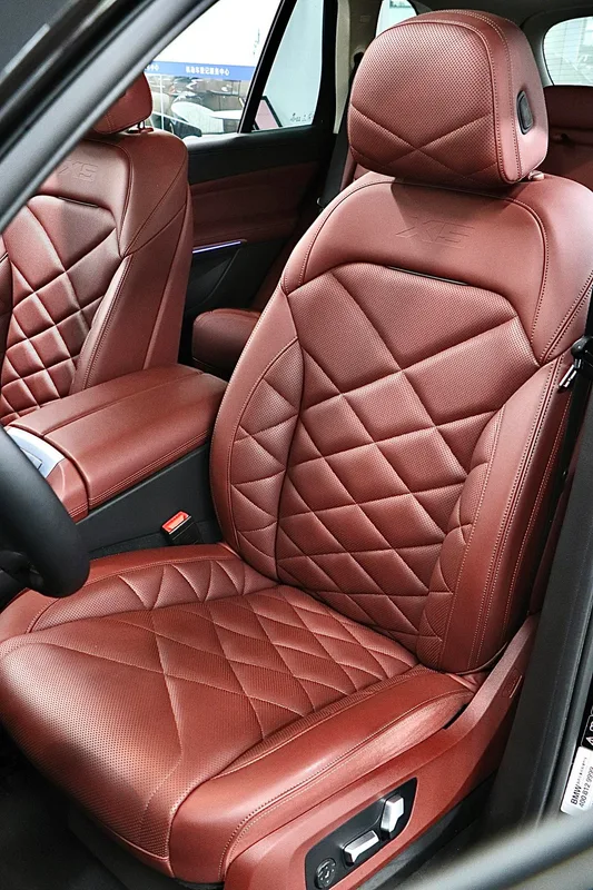 BMW X5 2022 xDrive 30Li Premium Class M Sports suit interior photo 12 BMW X5 2022 xDrive 30Li Premium Class M Sports suit interior photo 12