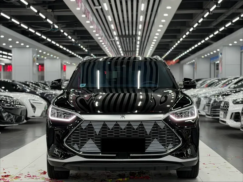 BYD Song PLUS DM 2021 DM-i 110KM Two-drive flagship type exterior photo 2 BYD Song PLUS DM 2021 DM-i 110KM Two-drive flagship type exterior photo 2
