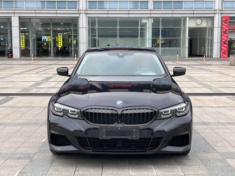 BMW 3 Series 2022 Restyling 325i M Sports Night Suit exterior photo 2 BMW 3 Series 2022 Restyling 325i M Sports Night Suit exterior photo 2