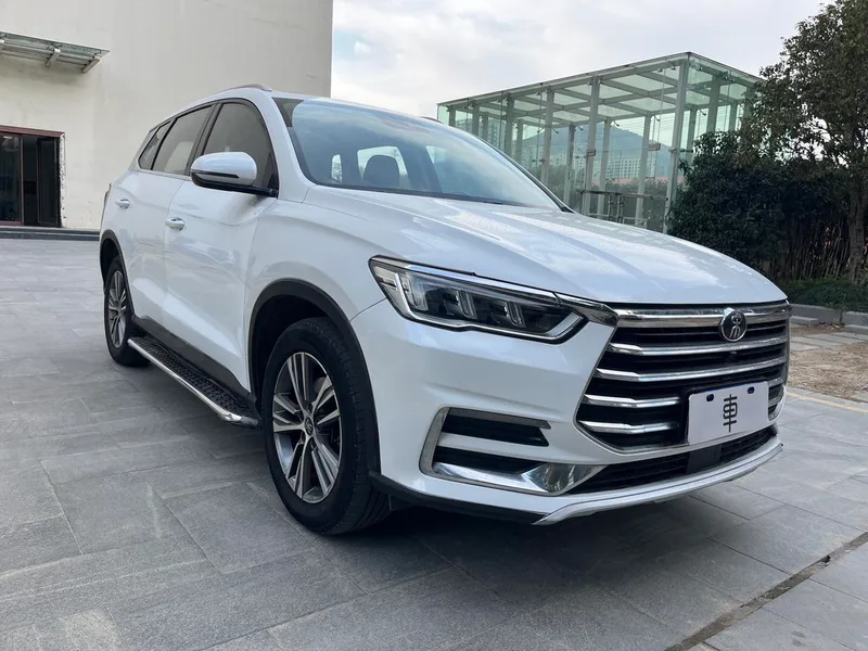 BYD Song Pro 2019 1.5T Tipo elite automático exterior foto 3 BYD Song Pro 2019 1.5T Tipo elite automático exterior foto 3