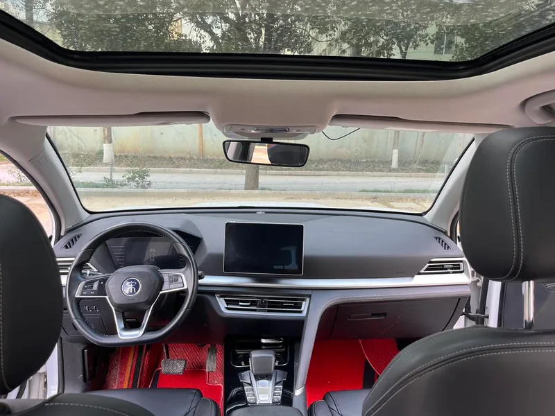 BYD Song Pro 2019 1.5T Tipo elite automático interior foto 12 BYD Song Pro 2019 1.5T Tipo elite automático interior foto 12