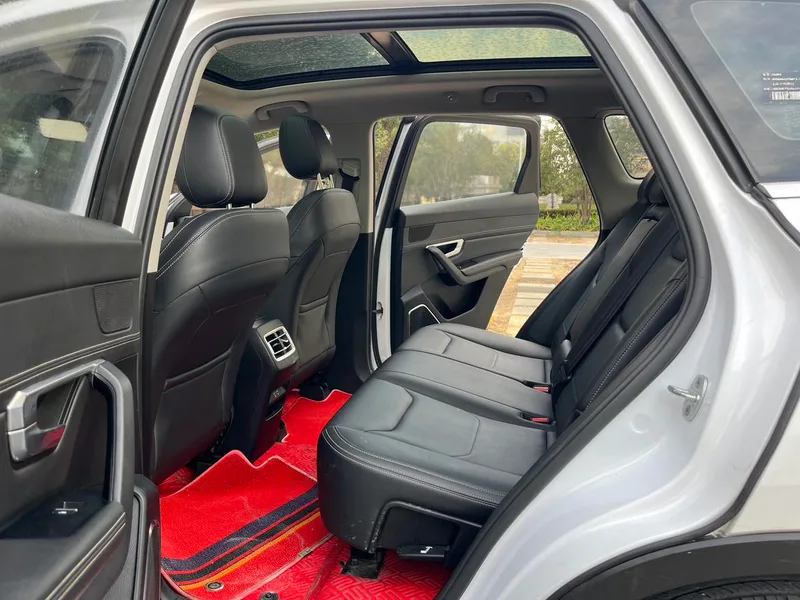 BYD Song Pro 2019 1.5T Tipo elite automático interior foto 16 BYD Song Pro 2019 1.5T Tipo elite automático interior foto 16