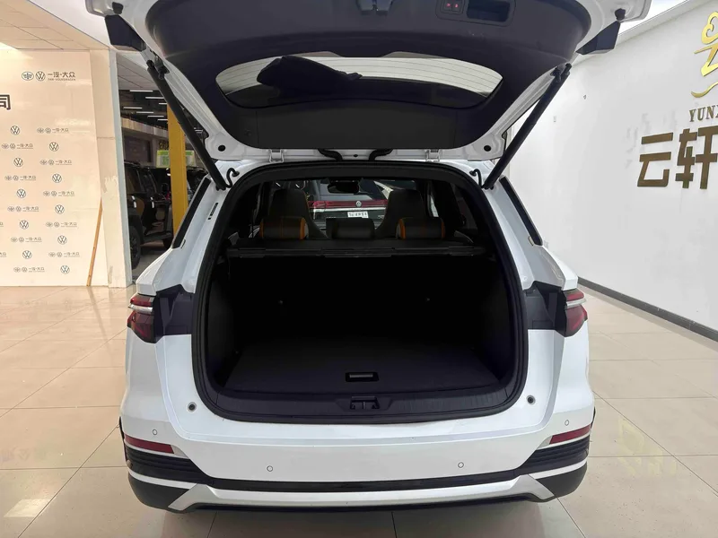 BYD Song Pro 2022 DM-i 51km Honor type interior photo 12 BYD Song Pro 2022 DM-i 51km Honor type interior photo 12
