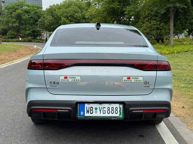 BYD Qin L 2025 Version de conduite intelligente DM-i 80KM Leader extérieur photo 4