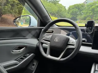 BYD Qin L 2025 Version de conduite intelligente DM-i 80KM Leader intérieur photo 13