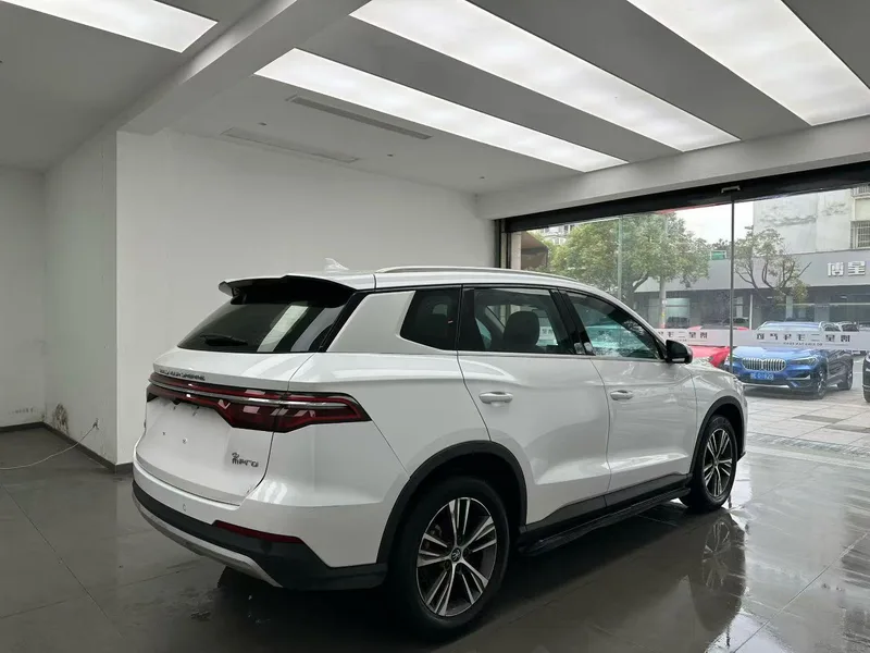 BYD Song Pro 2019 1.5T Tipo de lujo automático interior foto 7 BYD Song Pro 2019 1.5T Tipo de lujo automático interior foto 7