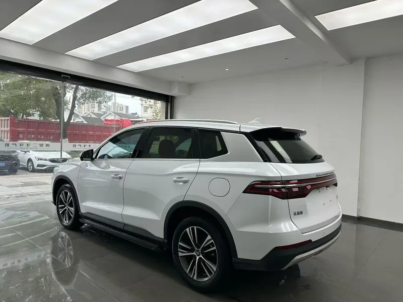 BYD Song Pro 2019 1.5T Automatic Deluxe interior photo 9