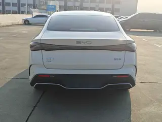 BYD SEAL 06DM 2024 DM-i 120KM Tipo de honor exterior foto 5 BYD SEAL 06DM 2024 DM-i 120KM Tipo de honor exterior foto 5