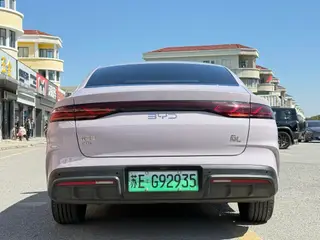 BYD Qin L 2024 DM-i 120KM Type d'excellence intérieur photo 17 BYD Qin L 2024 DM-i 120KM Type d'excellence intérieur photo 17