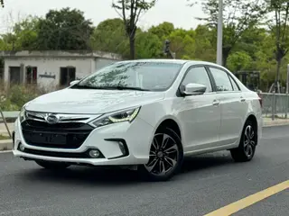 BYD Qin DM 2015 1.5T Double Crown Flagship Plus version exterior photo 1 BYD Qin DM 2015 1.5T Double Crown Flagship Plus version exterior photo 1