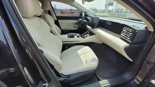 BYD Qin L 2025 Smart Driving Version DM-i 80KM Transcendent interior photo 11 BYD Qin L 2025 Smart Driving Version DM-i 80KM Transcendent interior photo 11