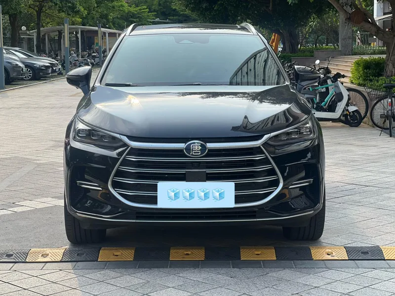 BYD Tang DM 2023 DM-i Version championnat 112KM Type de luxe extérieur photo 2 BYD Tang DM 2023 DM-i Version championnat 112KM Type de luxe extérieur photo 2