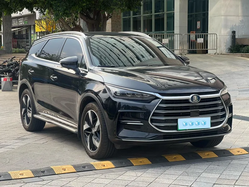 BYD Tang DM 2023 DM-i Version championnat 112KM Type de luxe extérieur photo 3 BYD Tang DM 2023 DM-i Version championnat 112KM Type de luxe extérieur photo 3
