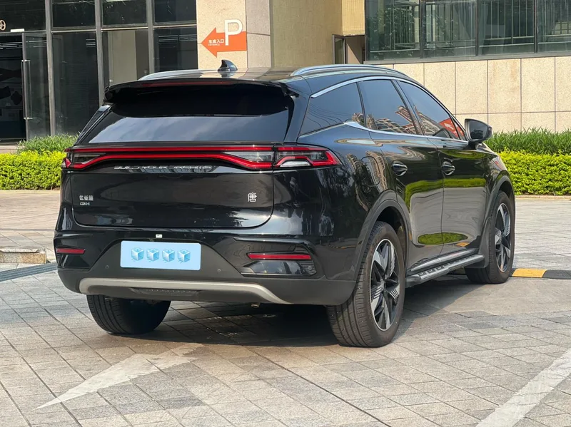 BYD Tang DM 2023 DM-i Version championnat 112KM Type de luxe extérieur photo 4 BYD Tang DM 2023 DM-i Version championnat 112KM Type de luxe extérieur photo 4