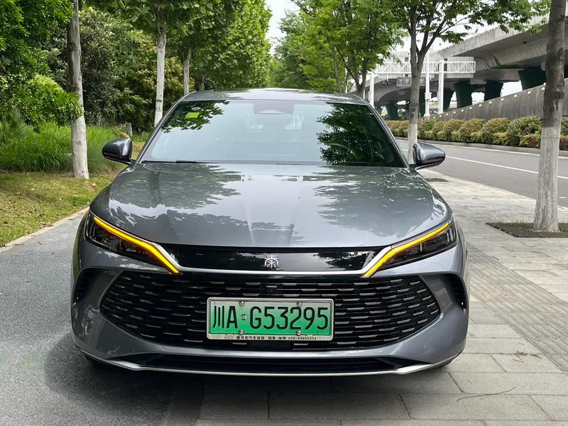 BYD Qin L 2024 DM-i 120KM Transcendent exterior photo 2 BYD Qin L 2024 DM-i 120KM Transcendent exterior photo 2