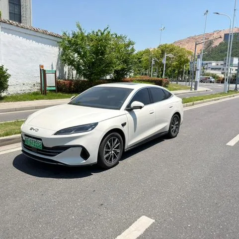 BYD SEAL 06DM 2025 Smart Driving Version DM-i 120KM Honor type exterior photo 1 BYD SEAL 06DM 2025 Smart Driving Version DM-i 120KM Honor type exterior photo 1