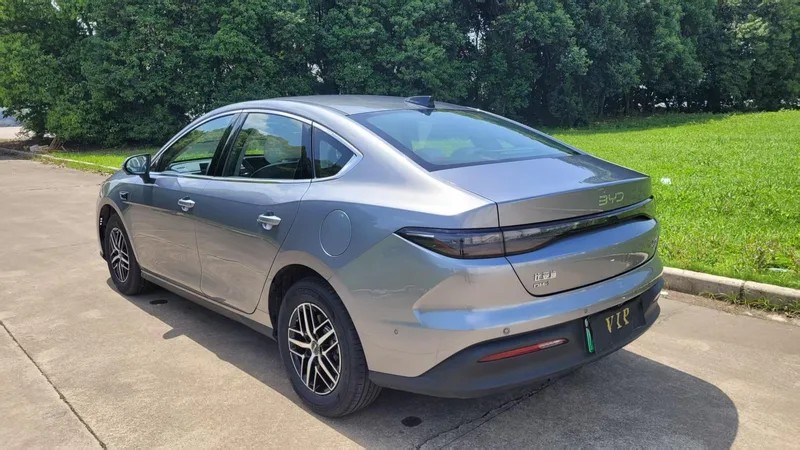 BYD Seal 2025 Smart Driving Version DM-i 120KM Flagship exterior photo 5 BYD Seal 2025 Smart Driving Version DM-i 120KM Flagship exterior photo 5
