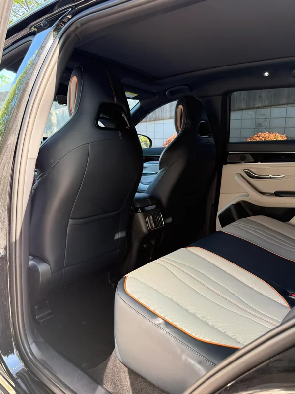 BYD Song PLUS DM 2023 DM-i Champion Edition 110KM Flagship PLUS exterior photo 5 BYD Song PLUS DM 2023 DM-i Champion Edition 110KM Flagship PLUS exterior photo 5
