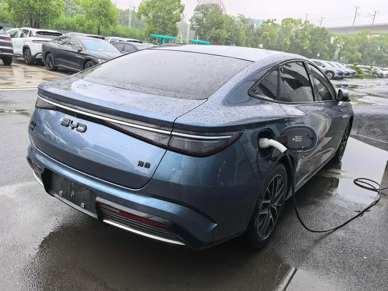 BYD Seal 2023 DM-i 1.5T 121KM Honor type exterior photo 5 BYD Seal 2023 DM-i 1.5T 121KM Honor type exterior photo 5