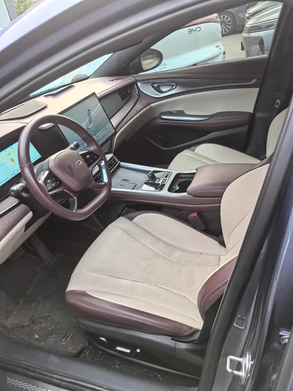 BYD Seal 2023 DM-i 1.5T 121KM Honor type interior photo 7 BYD Seal 2023 DM-i 1.5T 121KM Honor type interior photo 7