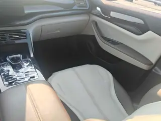 BYD Qin PLUS 2023 DM-i Edición campeona 55KM Líder interior foto 9 BYD Qin PLUS 2023 DM-i Edición campeona 55KM Líder interior foto 9
